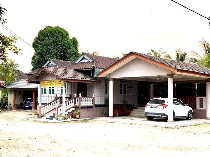 Wan Guest House D'Manak Picture 10