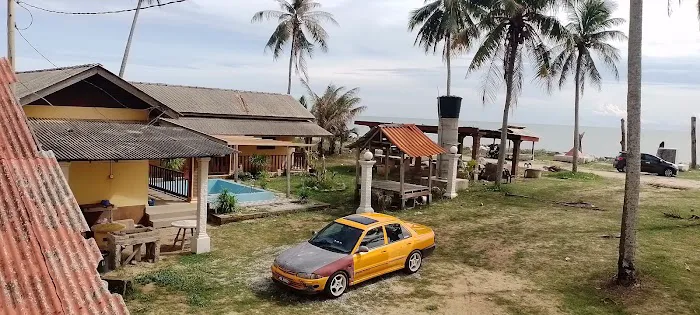 Bayu Beach Chalet PCB Picture 5