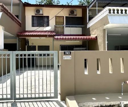 TANJONG MALIM HOUSE FOR RENT