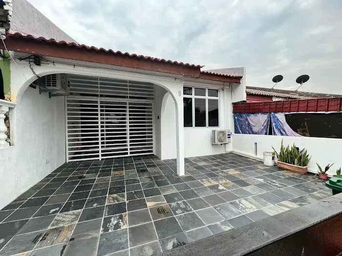 Ezzy Homestay Senawang Picture 2