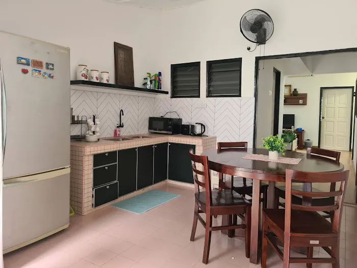 Warisan 11a - Taman Keramat Homestay Picture 1