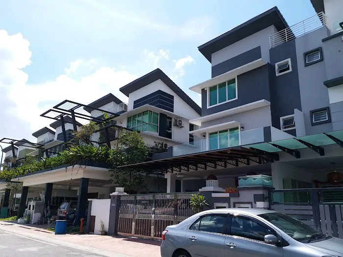 DESA BAYUMAS Picture 5