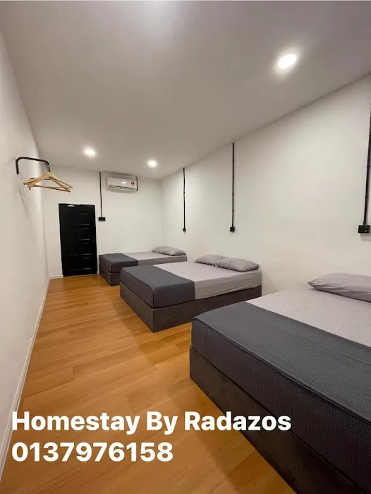 Homestay Pantai by Radazos Picture 3
