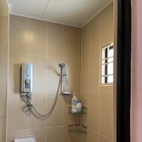 Casa R.V Homestay @ PEAK 208 Taman Kajang utama ico