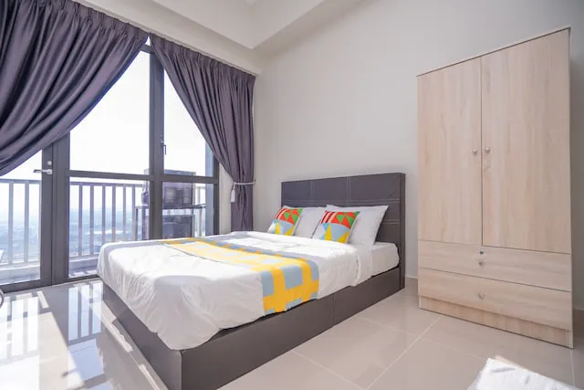 OYO Home 89308 Elegant Studio Third Avenue Picture 10