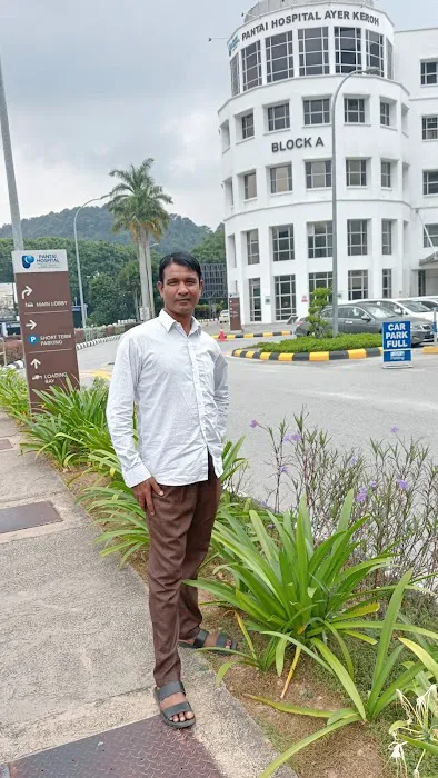 Worker Of Huatlai Rsc Bhd Picture 6