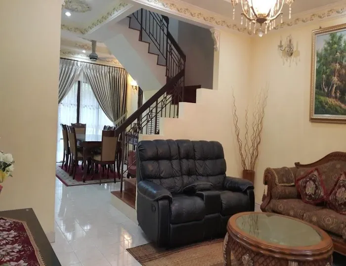 AMJ Holiday Home Picture 7