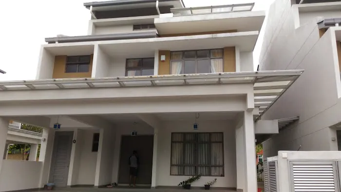 AMJ Holiday Home Picture 9