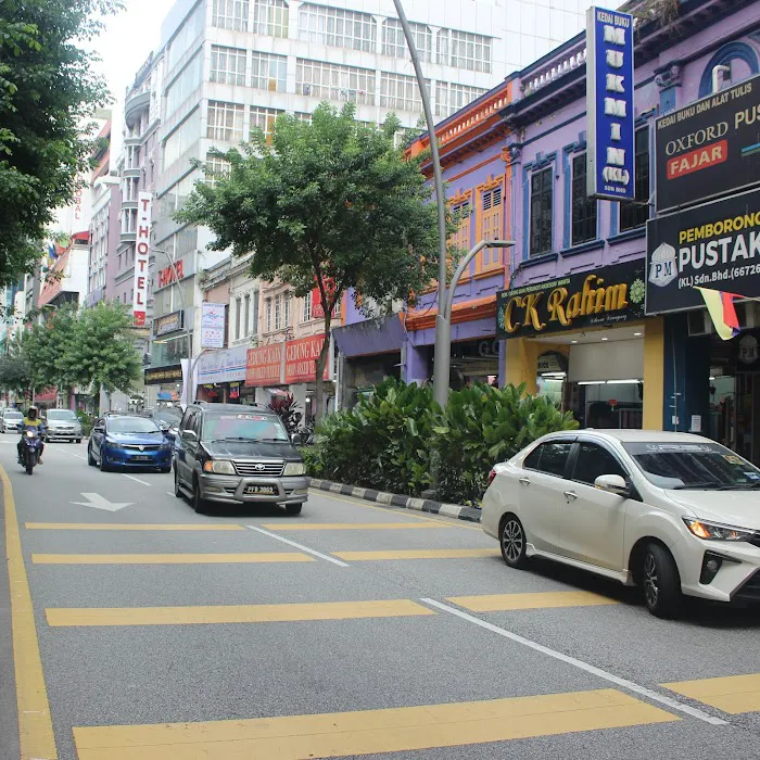 Frenz Hotel Picture 4