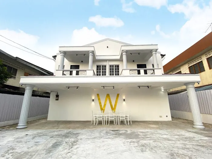Holistay Town Villa Picture 1