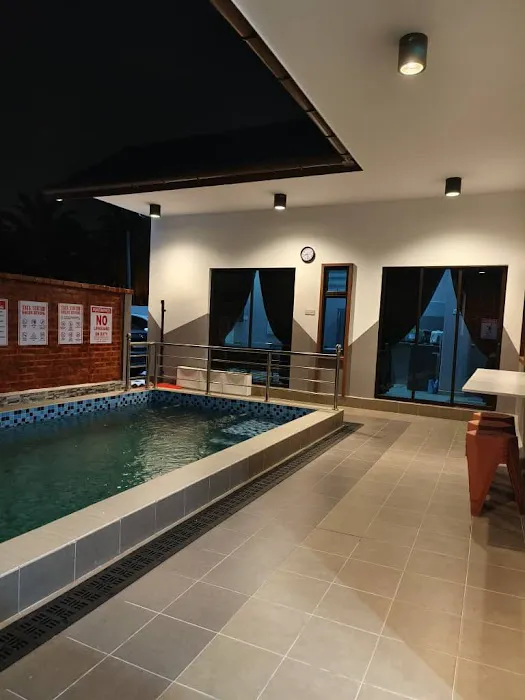 SWEET FOURA private pool homestay Picture 8