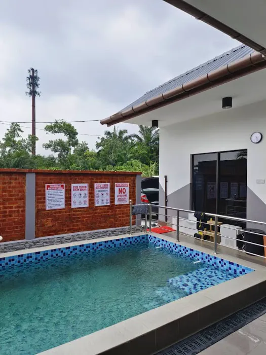 SWEET FOURA private pool homestay Picture 4
