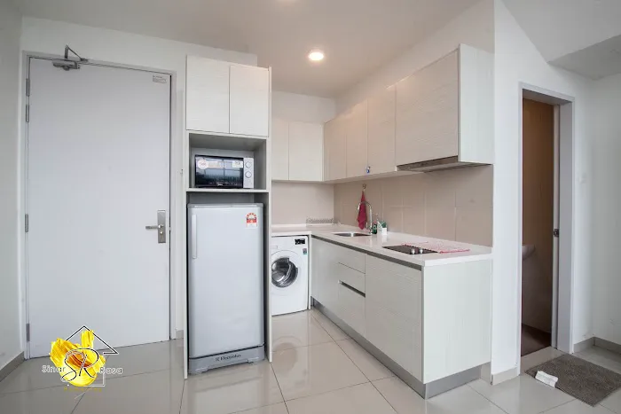 Sinar Rasa Homestay at I-Soho, I-City Picture 7