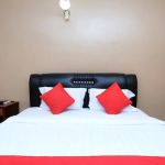 Super OYO 707 Ayuni Hotel