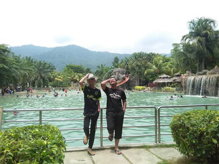 Mengkawan Chalet Picture 5