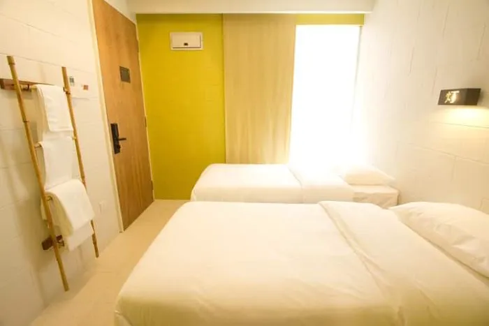 Lantern Hotel Picture 1