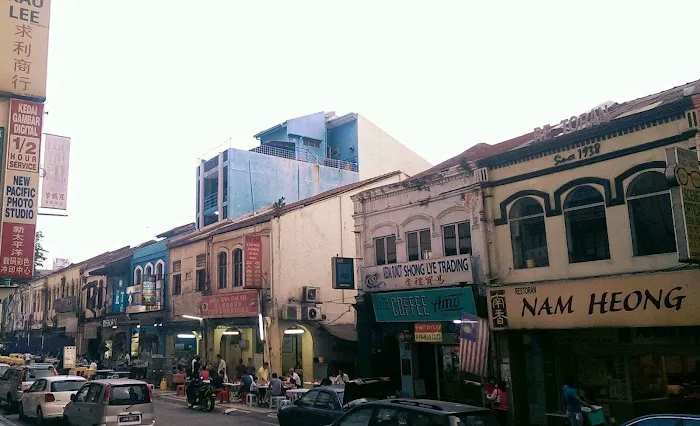 Le Village Chinatown Picture 6
