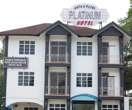 Platinum Hotel & Cafe