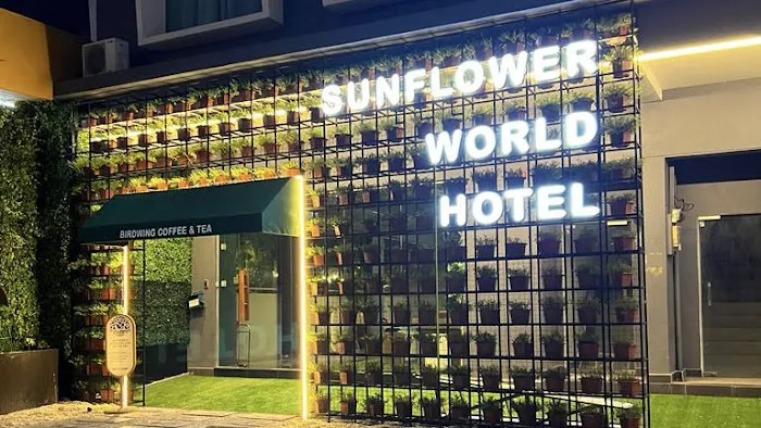 Sunflower World Hotel Picture 6