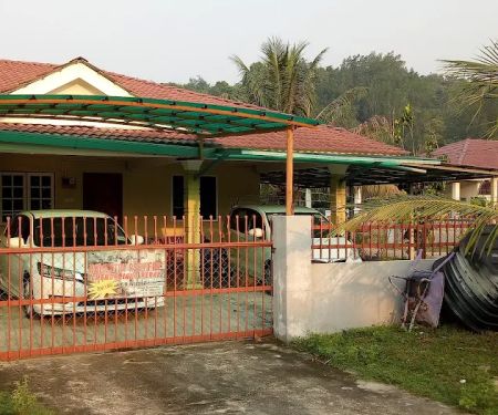 Homestay Assyifaa Tapah Chenderiang