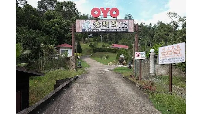 OYO 89928 Acf Guest House Picture 9