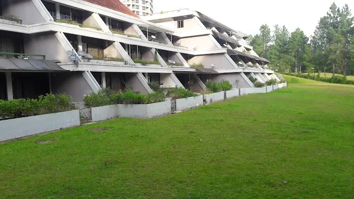 Awana Condominium Picture 7