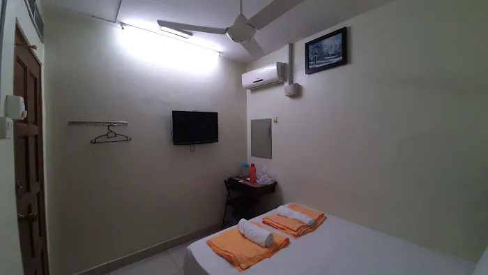 Nice Stay Hotel (Non-OYO HOTEL) Picture 2