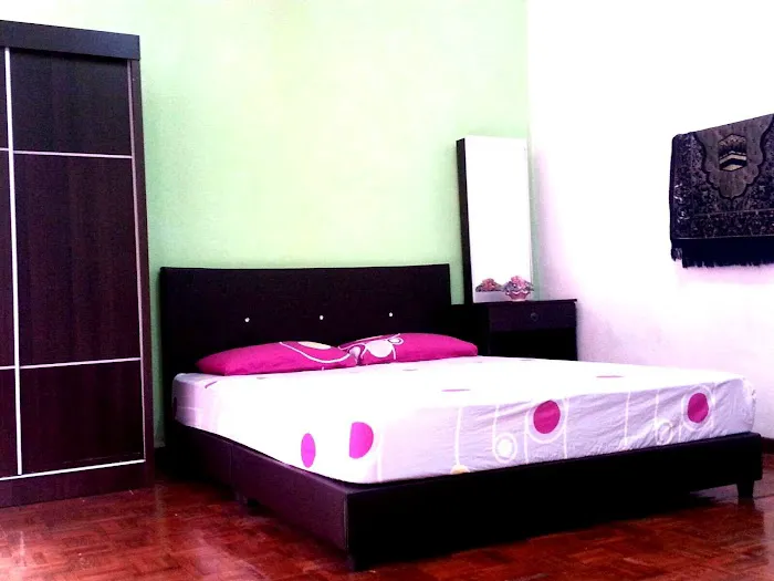 Homestay Iman Kuantan (Free Wi-Fi, Astro, 4 Bilik) Picture 3