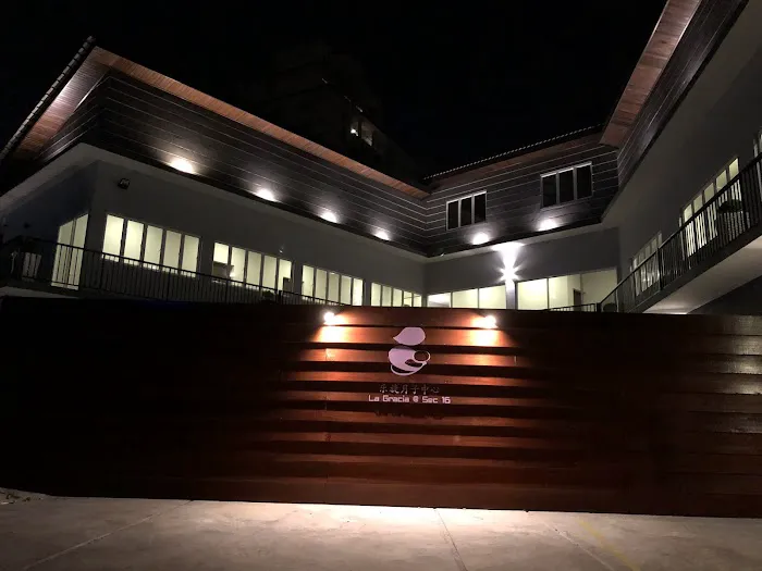 La Gracia Care Center (Section 16) Picture 10