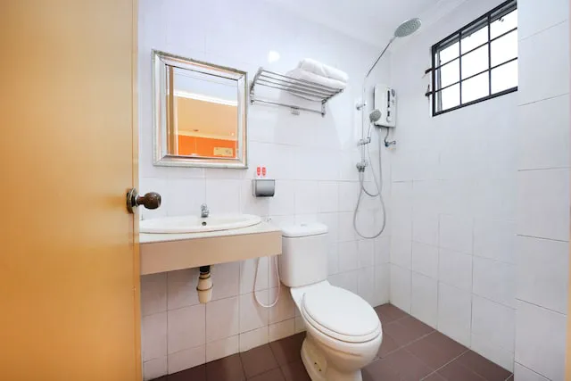OYO 761 City Hotel Picture 3