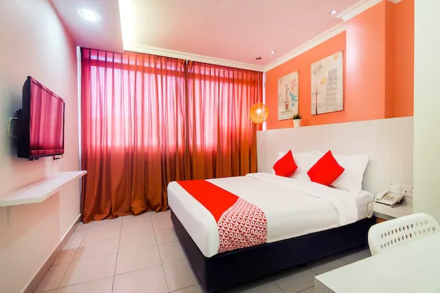 OYO 761 City Hotel Picture 1
