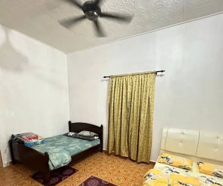 SURIA 8 HOMESTAY