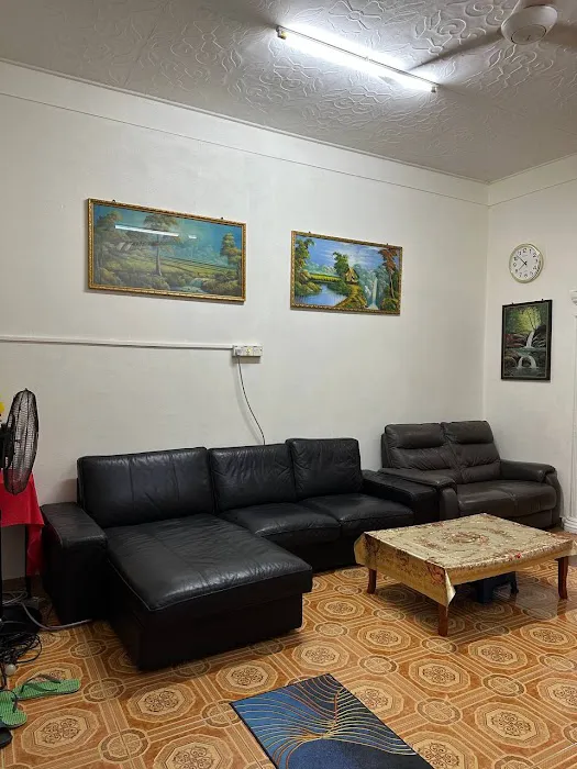 SURIA 8 HOMESTAY Picture 6