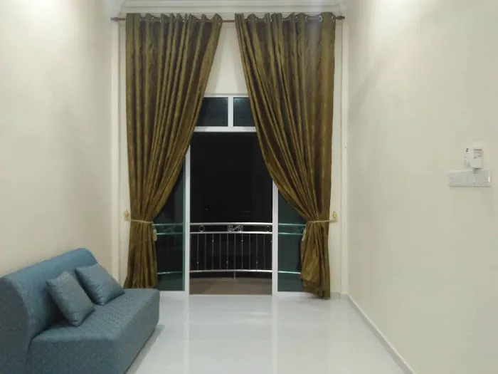 KAK YAH HOMESTAY PENGKALAN CHEPA Picture 5