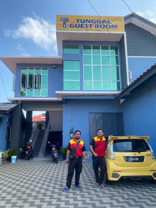 TUNGGAL GUEST ROOM Picture 8