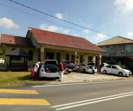 Mak Esah Homestay