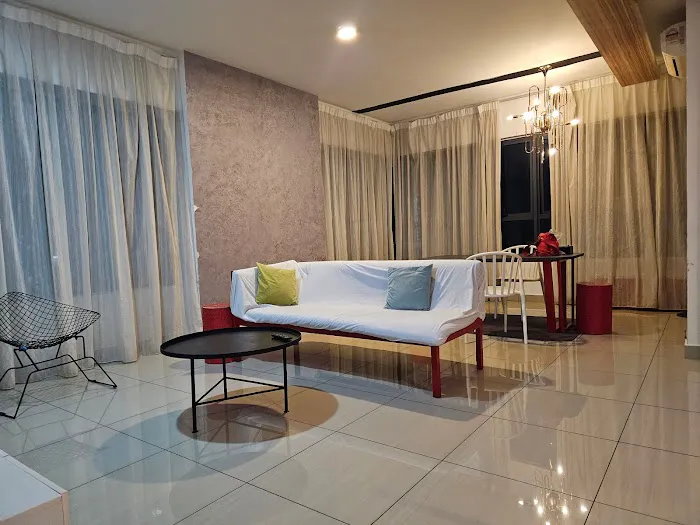 Arte+ KL Homestay-Owner Picture 4
