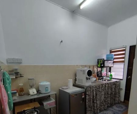 Din & Liza Homestay