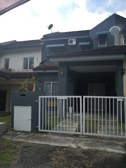 Santai Prima Homestay Picture 3