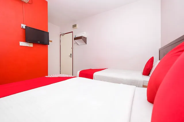 OYO 984 Kings Hotel Picture 1