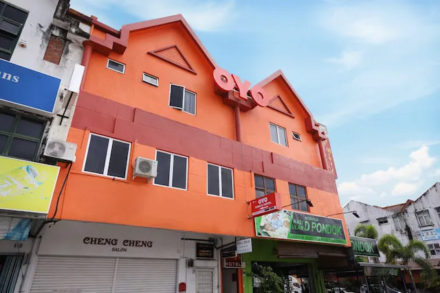 OYO 984 Kings Hotel Picture 8