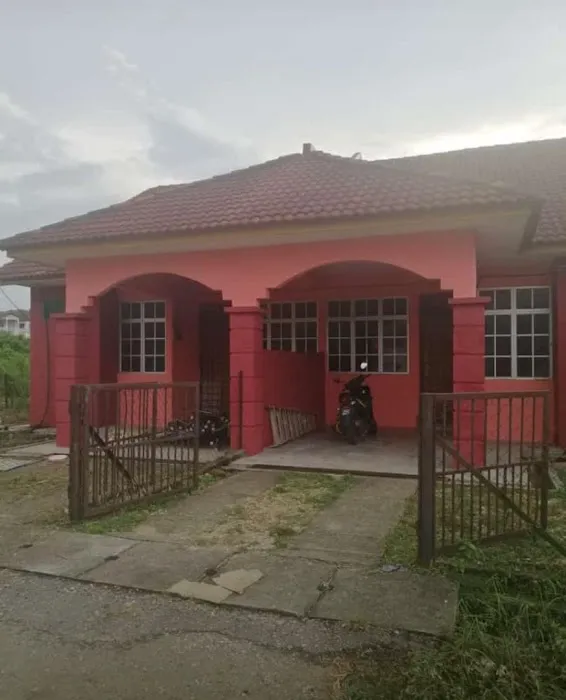 PT743/PT742 Taman Anggerik Fasa 3 Picture 4