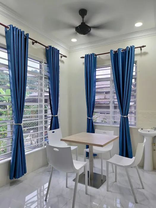Homestay Rumah Biru Picture 3