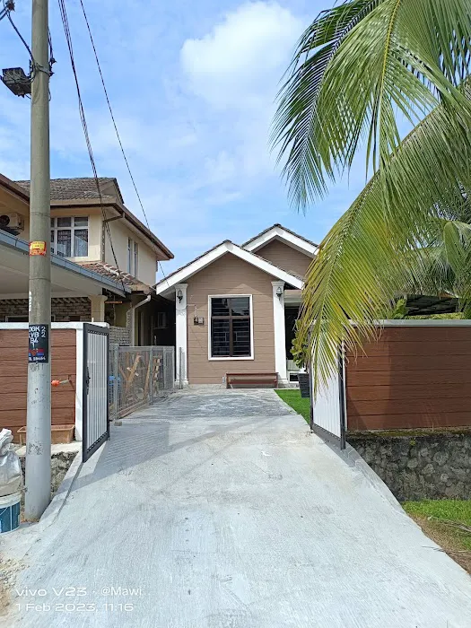 Aleesya Cottage Home Picture 4