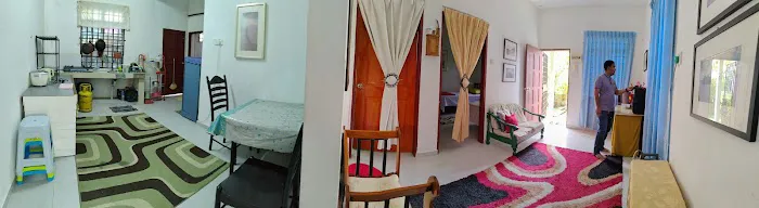 Elly Ceria Homestay Picture 8