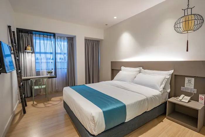 Floresta Hotel Chinatown Picture 1