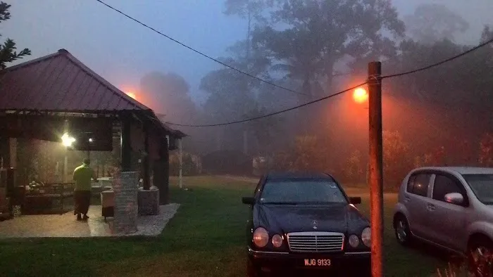 Col's Cottage Picture 2