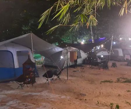 de Chompogho Kuala Jelang Campsite
