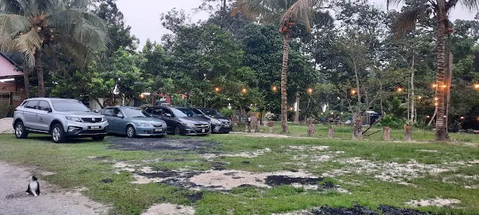 de Chompogho Kuala Jelang Campsite Picture 5