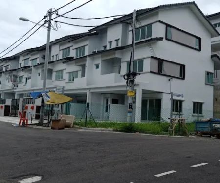 Kantan Permai Townhouse